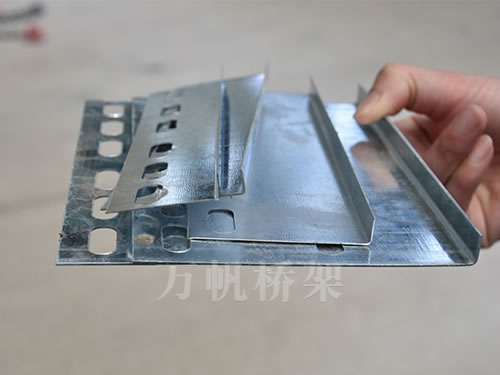 ��|���������a